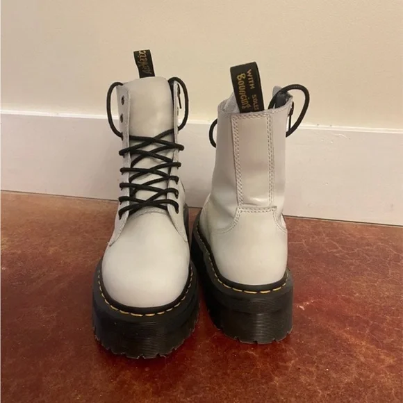 Doc Martens *FINAL PRICE* - Picture 4 of 5